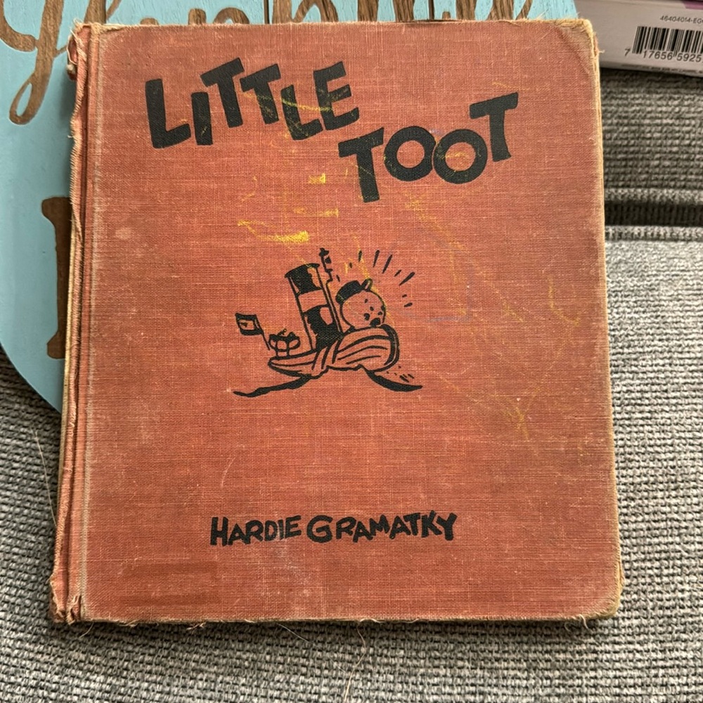 COPY - 🎉2/$15🎉 Little Toot // 1939 Hardback, 12th ed.